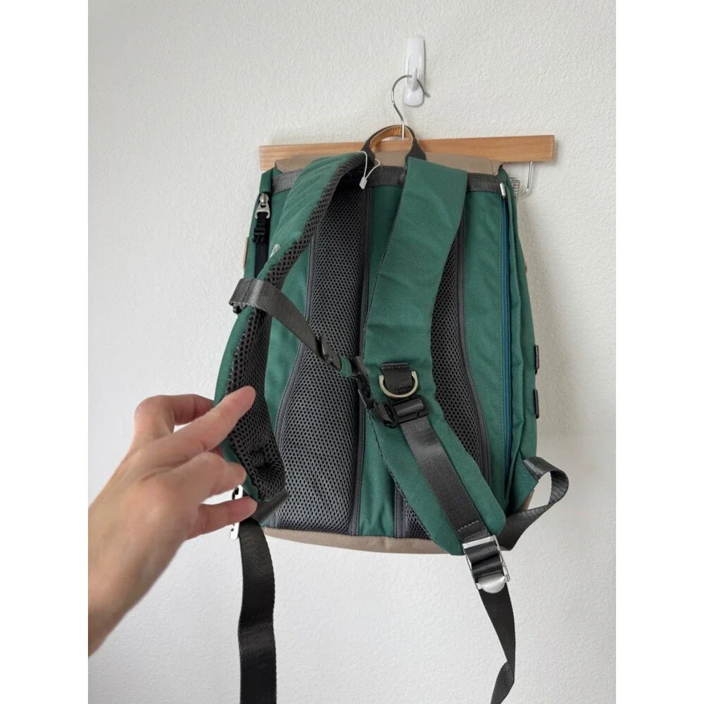 Doughnut Outdoor Adventure Green Tan Backpack Hiking Travel‎ Laptop Bag